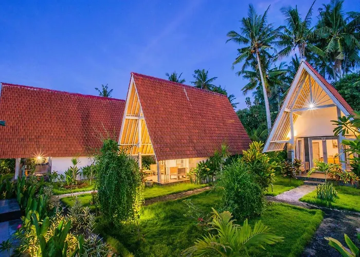 Sunset House Ceningan Pensión Nusa Lembongan